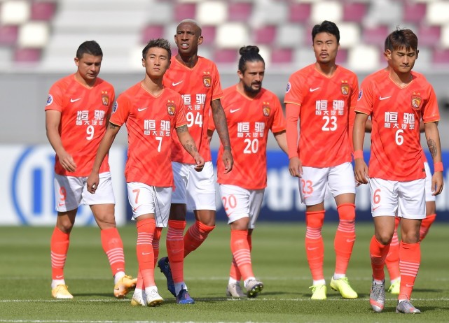 里程碑夜北京首钢遗憾出局，亚冠转会期刷纪录，球迷炸锅，球探报告显示潜力